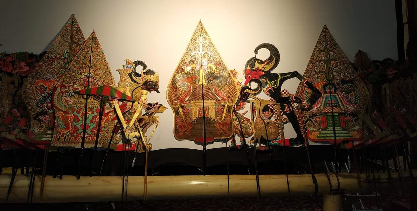 Seni Wayang Indonesia: Cerita, Karakter, dan Filosofinya